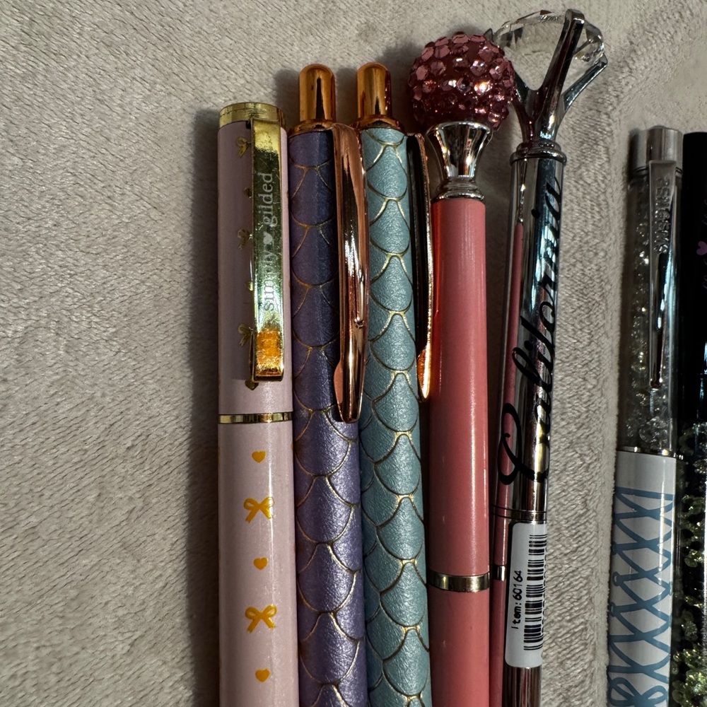 Assorted Decorative Pens Set - Picture 2 of 8